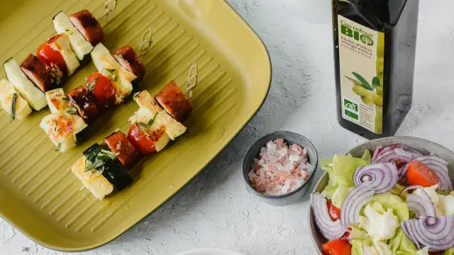 Najlepsze grille i akcesoria w Carrefour na sezon grillowy