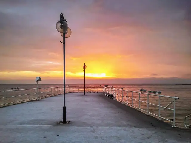 Jaka pogoda dzisiaj w Ustce? Sprawdź, by nie przegapić słońca!