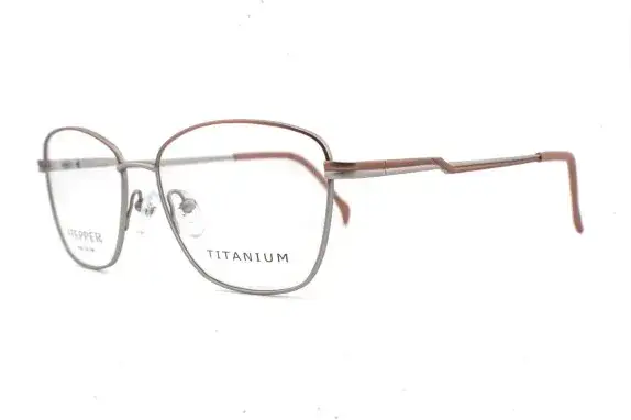 Srebrne oprawki dla kogo? Odkryj idealne dopasowanie dla siebie