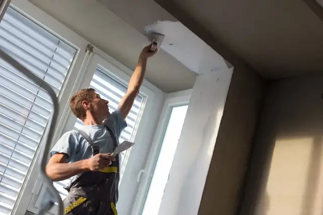 Ile kosztuje kładzenie gładzi? Sprawdź ceny i uniknij wysokich wydatków