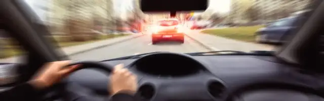 Czy hamowanie silnikiem jest szkodliwe? Sprawdź, co musisz wiedzieć