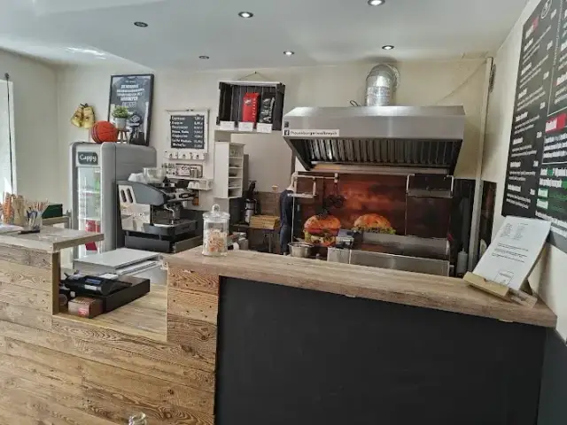 Gdzie zjeść w Wałbrzychu? Odkryj najlepsze restauracje i smaki