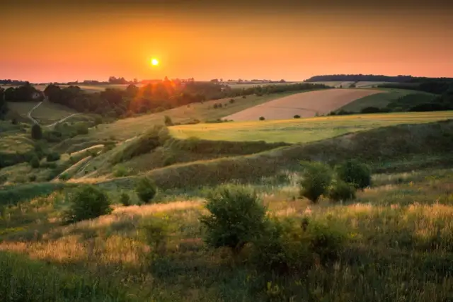 TOP 20 miejsc w Polsce: Odkryj piękno, którego nie znasz!