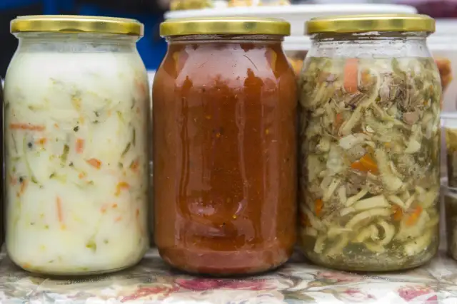 Jak zawekować zupę? Poradnik krok po kroku na domowe przetwory