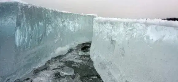 Czy morze zamarza? Zaskakujące fakty o lodzie na Bałtyku