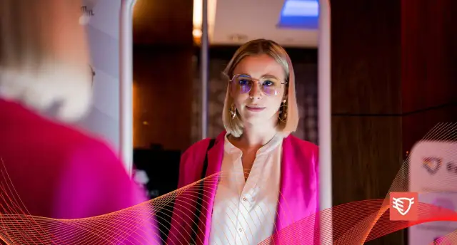 Okulary z filtrem światła niebieskiego: Hit czy kit? Analiza eksperta