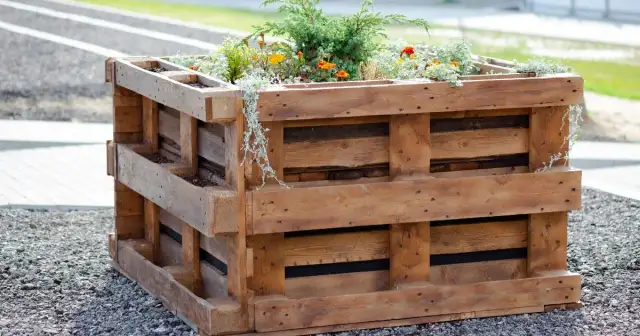 Kwietnik z palet DIY: Praktyczny przewodnik krok po kroku