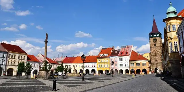 Najlepsze atrakcje w Jiczynie, które musisz zobaczyć i przeżyć