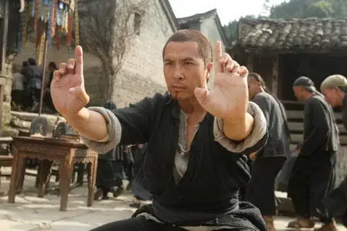 Donnie Yen: Fascynujące fakty o wieku, dzieciach i żonie aktora