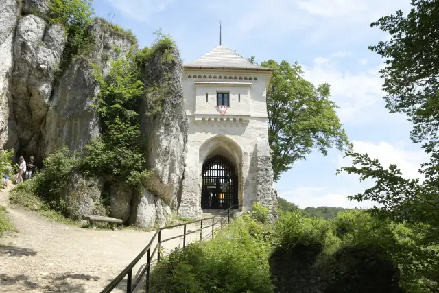 Gdzie zjeść w Ojcowskim Parku Narodowym? Sprawdź najlepsze miejsca