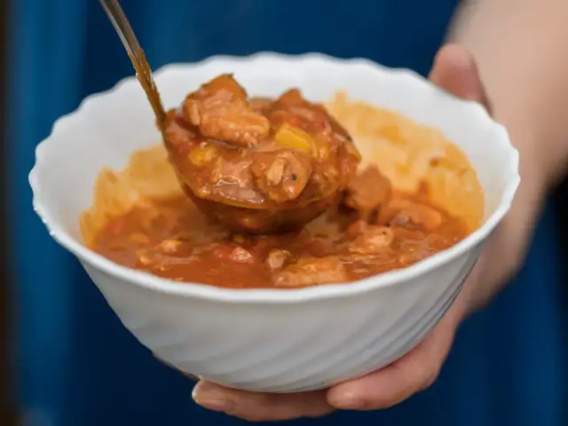 Wołowina czy wieprzowina do gulaszowej? Decyzja, która zmieni smak!