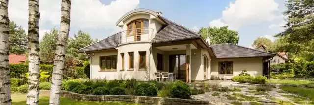 Ile kosztuje przebudowa domu? Sprawdź ukryte wydatki i cenniki