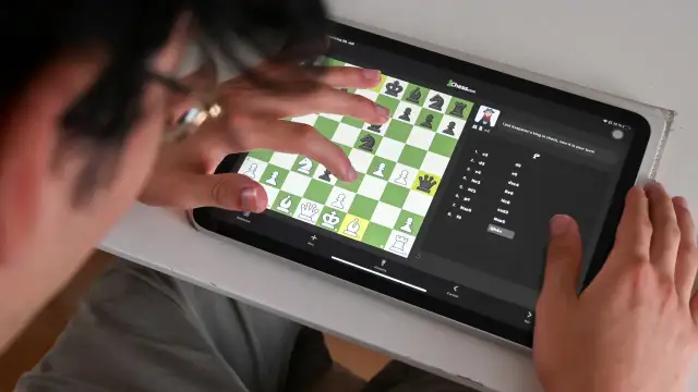 Darmowe szachy z komputerem online: Zagraj od razu i rozwijaj się!