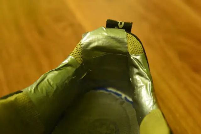 Jak naprawić pięty w butach - proste sposoby na skuteczną naprawę