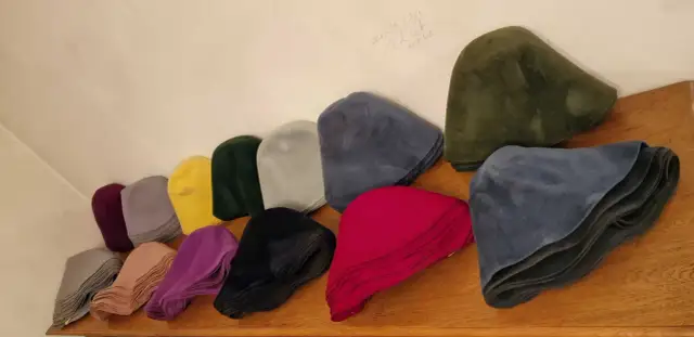 Czapka do sauny: Filc czy Wełna? Która ochroni Cię lepiej?