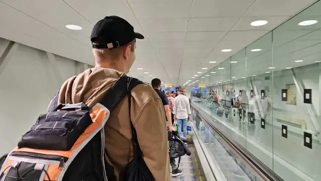 Jak sprawnie poruszać się po lotnisku Stansted i unikać problemów