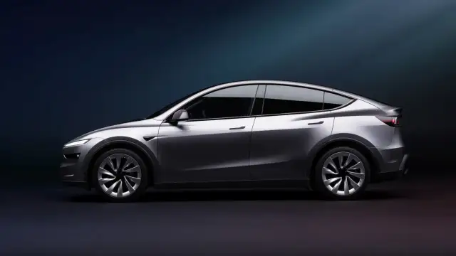 Tesla Model Y Juniper w Polsce: Kiedy premiera i czy warto czekać?