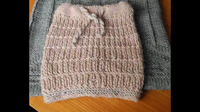 Jak zrobić spódnicę na drutach krok po kroku dla początkujących