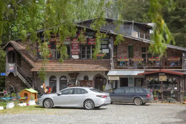 Wambierzyce skansen: odkryj fascynującą historię i eksponaty muzeum