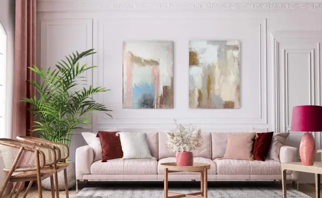 Jak powiesić obrazy nad kanapą? Poradnik krok po kroku