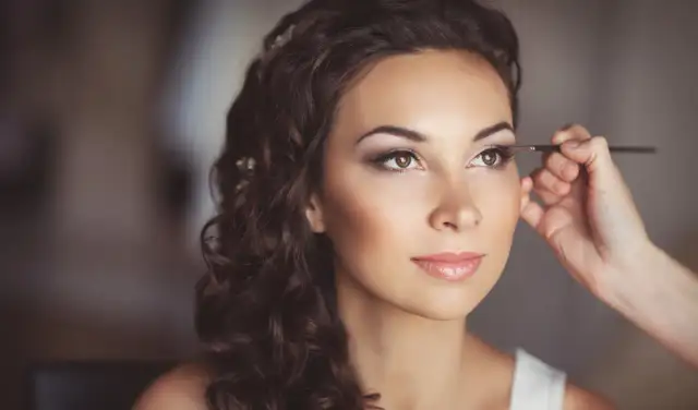 Braut Make-up Rosé: Strahlend schön am Hochzeitstag So geht's!