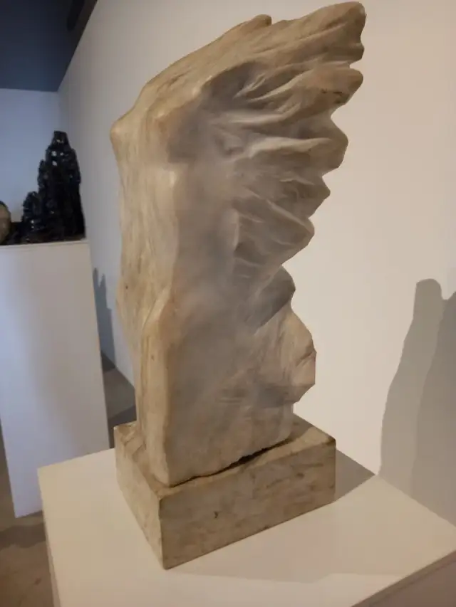 Wystawa rzeźby: Odkryj najciekawsze wydarzenia artystyczne w mieście