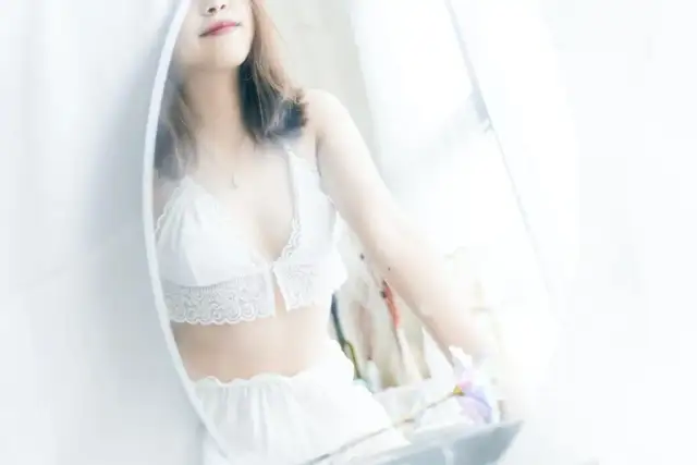 Jaka bielizna pod suknię ślubną, aby uniknąć widocznych szwów?