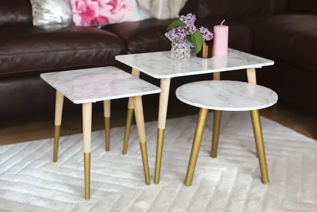 Proste projekty stolików kawowych DIY, które zaoszczędzą Twój czas i pieniądze