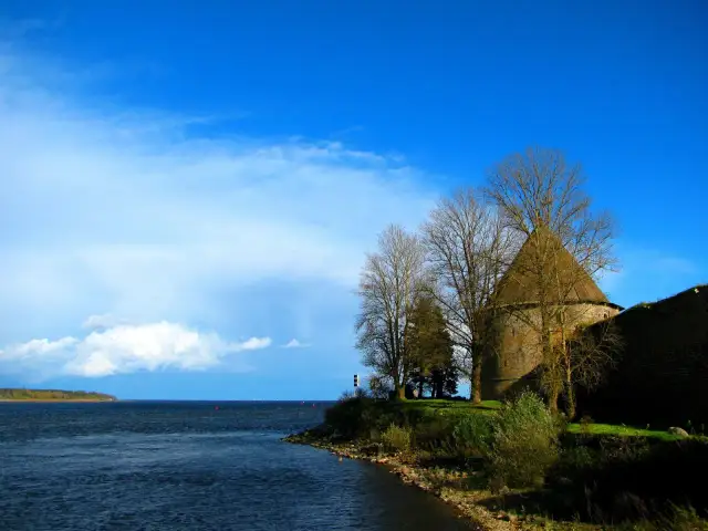 Jezioro Ładoga: Największe w Europie? Poznaj jego tajemnice!