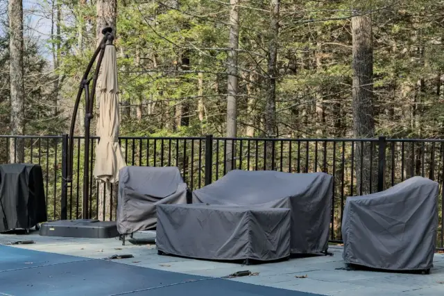 Jak zabezpieczyć meble ogrodowe przed kradzieżą i uniknąć strat