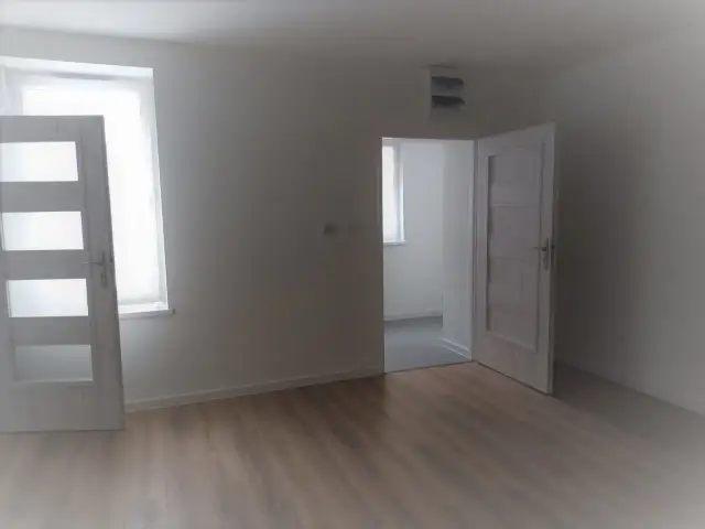 Mieszkanie socjalne jak wygląda: zaskakujące warunki życia i standardy