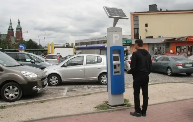 Parking w sanatorium Gryf Połczyn-Zdrój: Bezpieczne i tanie opcje