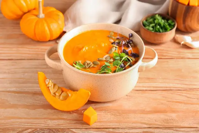 Soupe de légumes Thermomix : Recettes faciles, astuces & saveurs