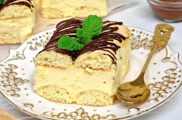 Biszkopt z kremem: Zawsze puszysty i bez opadania!