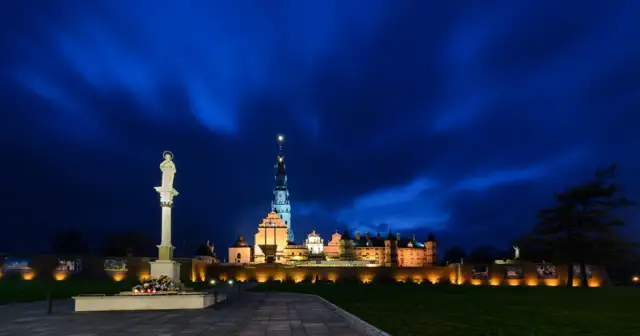 O której jest msza święta z jasnej góry w telewizji? Sprawdź godziny!