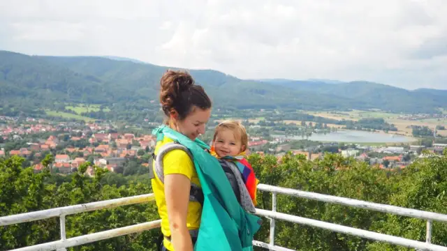 Ile czasu zajmuje wejście na Górę Parkową? Sprawdź trasy i czas wędrówki