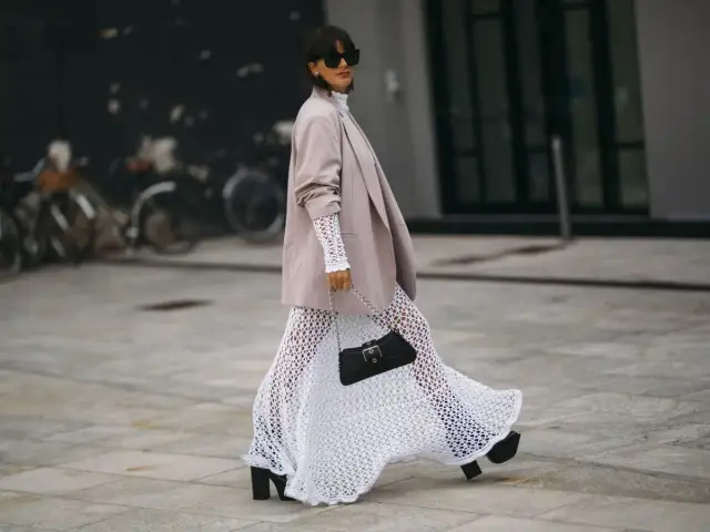 Falda larga: La guía experta para lucir un estilo impecable