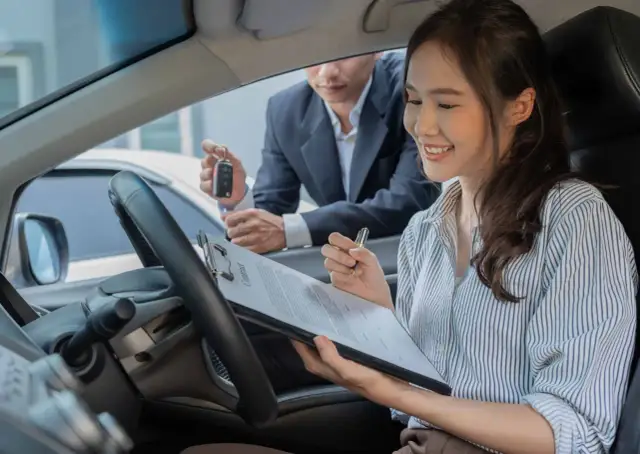 Ile kosztuje wynajem samochodu? Sprawdź ceny i oszczędzaj na podróżach