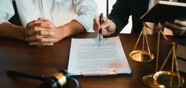 Ile adwokat bierze za upadłość konsumencką? Pełne koszty 2024