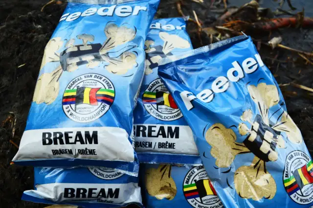 Jak zrobić zanętę na leszcza? Sprawdzone przepisy i porady!