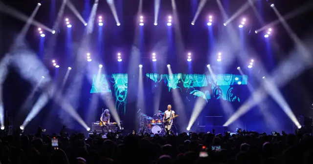 Ile trwa koncert Dżemu? Czas, który warto znać przed wyjściem