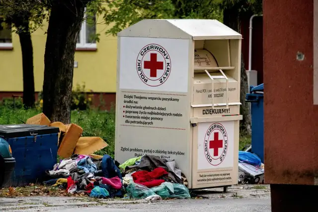 Gdzie oddać ubrania w Szczecinie? Sprawdź najlepsze miejsca na donation