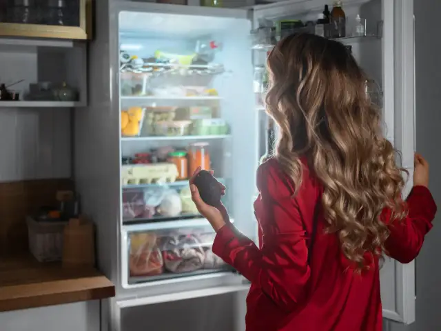 Jaka jest idealna temperatura w lodówce? Świeżość i niższe rachunki