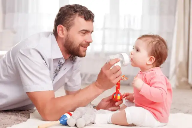 Jak odstawić dziecko od karmienia piersią bez stresu i łez