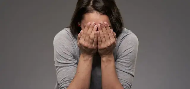 OCD: Skuteczne strategie radzenia sobie - od terapii po codzienne wsparcie