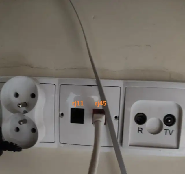 Jak podłączyć internet przez kabel do laptopa - proste kroki i porady