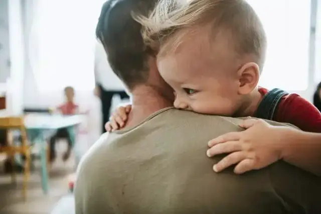 Jak wygląda dzień w żłobku? Odkryj, co czeka Twoje dziecko