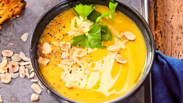 Leichte Vorspeisensuppen: Blitzschnelle Rezepte & Tipps für Genießer