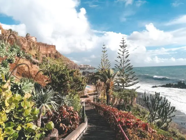 Czy na Maderę trzeba paszport? Sprawdź, co musisz wiedzieć