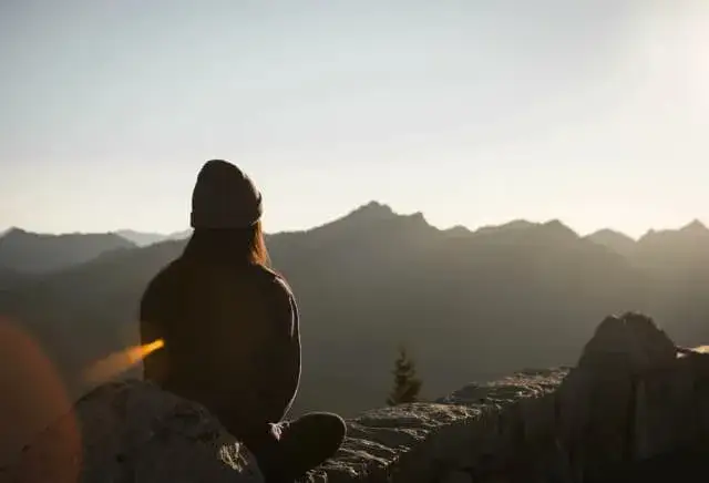 O czym myśleć podczas medytacji, aby osiągnąć wewnętrzny spokój